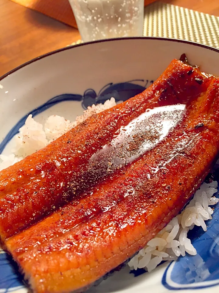 だーサンが、ふるさと納税しての、鰻が送られてきました😋ウマし|Tomomi Booさん