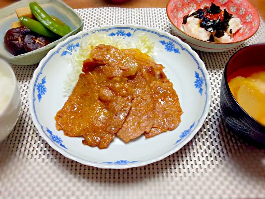 豚のしょうが焼き・高野豆腐の煮物・長いもの梅醤油和え・大根のお味噌汁|なべちゃんさん