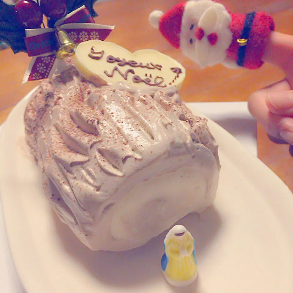 Snapdishの料理写真:bûche de Noël|食堂かすみそうさん