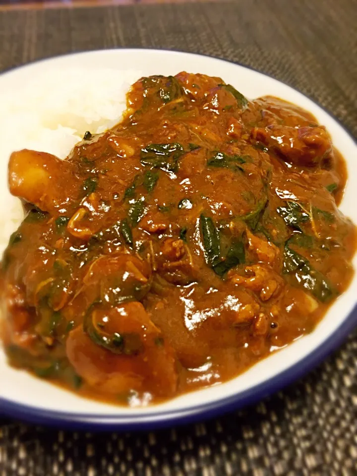 チキンほうれん草カレー🍛|Takaki Sasakiさん