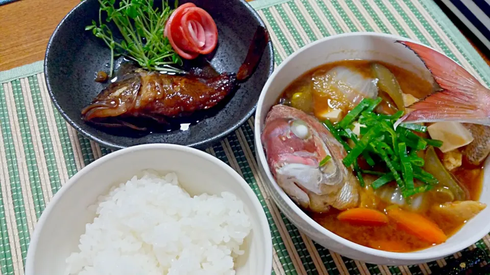 タケノコメバルの煮付け
鯛のあら汁|あぁちゃんさん