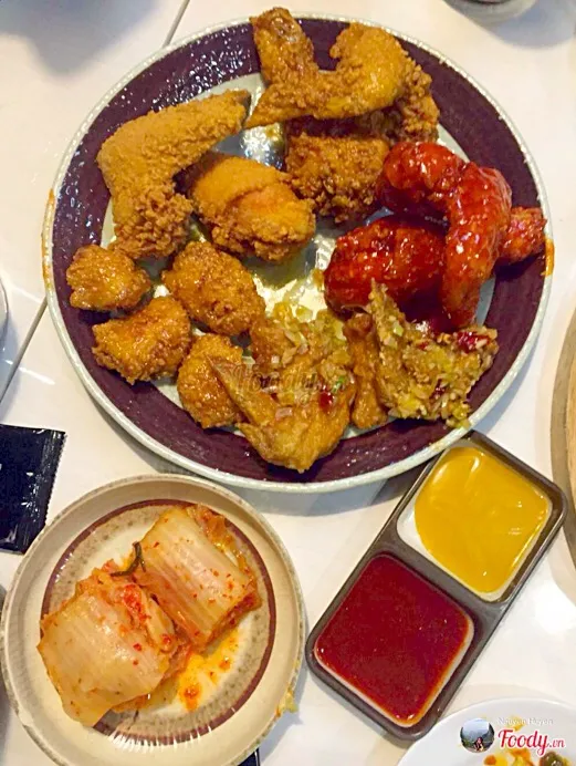 Snapdishの料理写真:Hansol chicken factory combo 5|Phuong Hoangさん