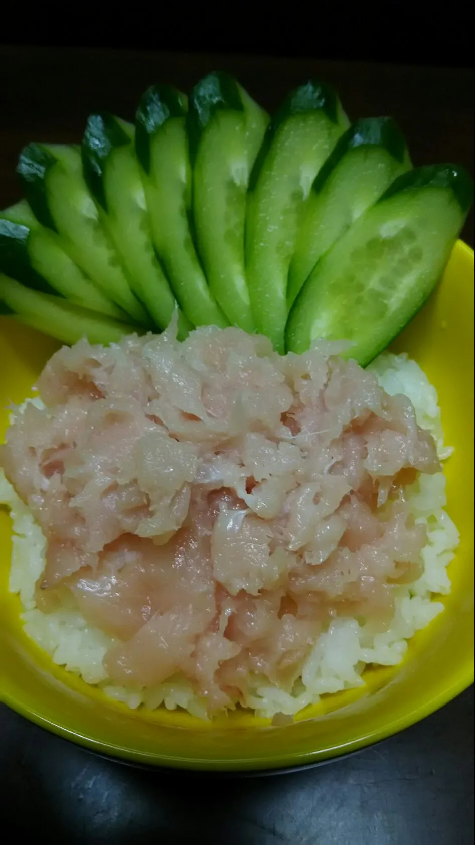 マグロすき身丼|あらいぐまのしっぽさん