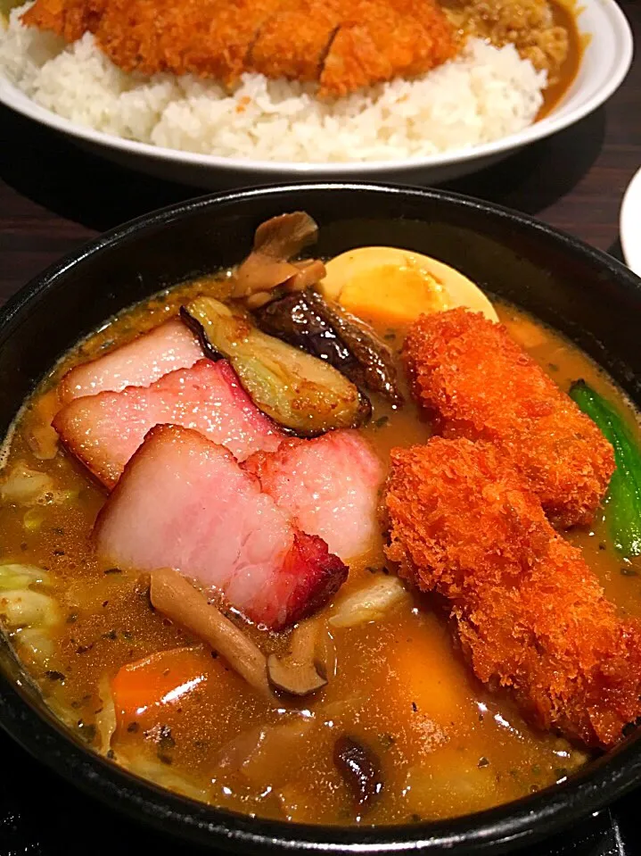 イベリコ豚ベーコン スープカレー😊
キノコ カキフライトッピング✨|ゆかりさん