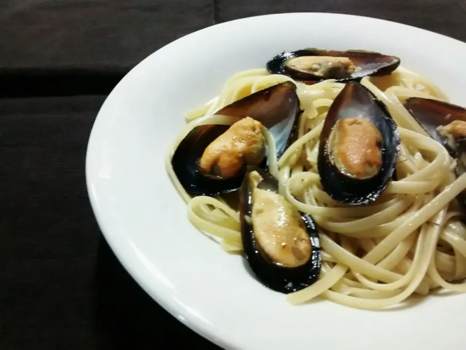 Linguine alle cozze (ムール貝のリングイネ)|小鍋 (pentolina)さん