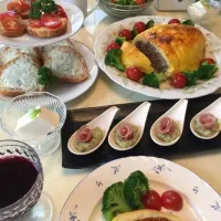 Snapdishの料理写真:ミートローフとアボカドと生ハムのアミューズとフランスパンのクリームチーズ詰め|Idumi Aokiさん