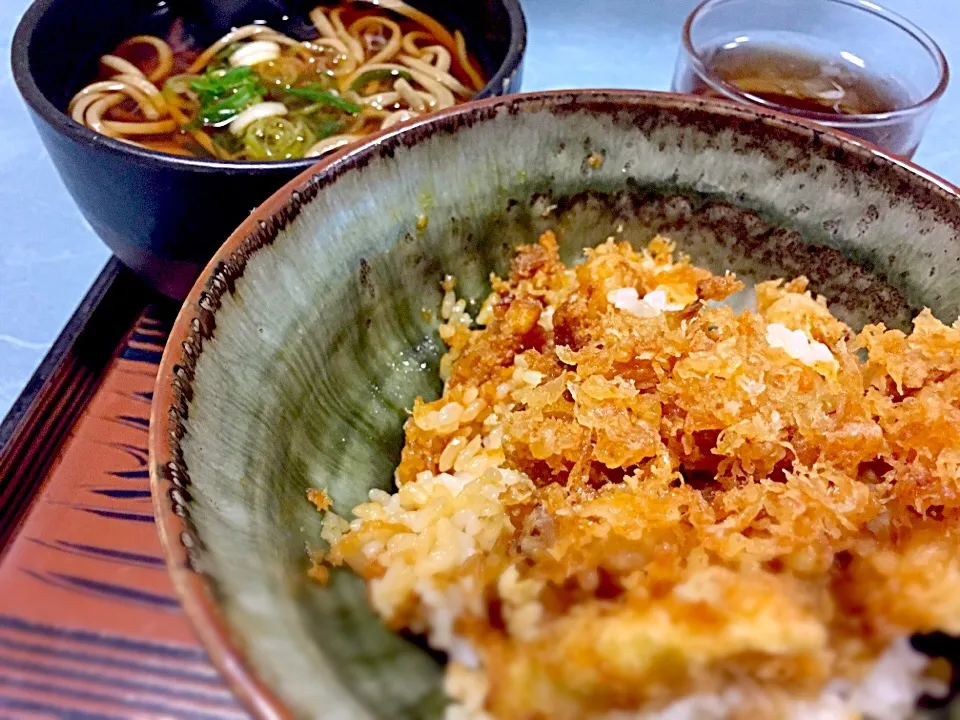 ☆今日の賄い☆ 12/23
カレー風味かき揚げ丼|mamiさん