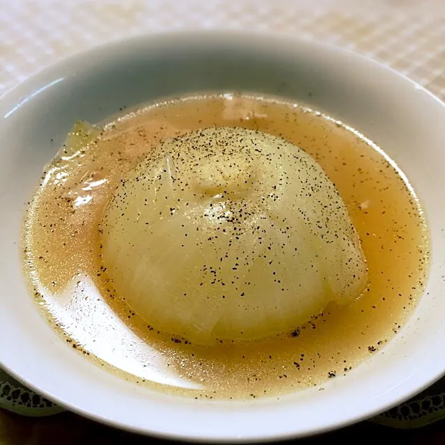 炊飯器でまるごと玉ねぎスープ|くぅさん