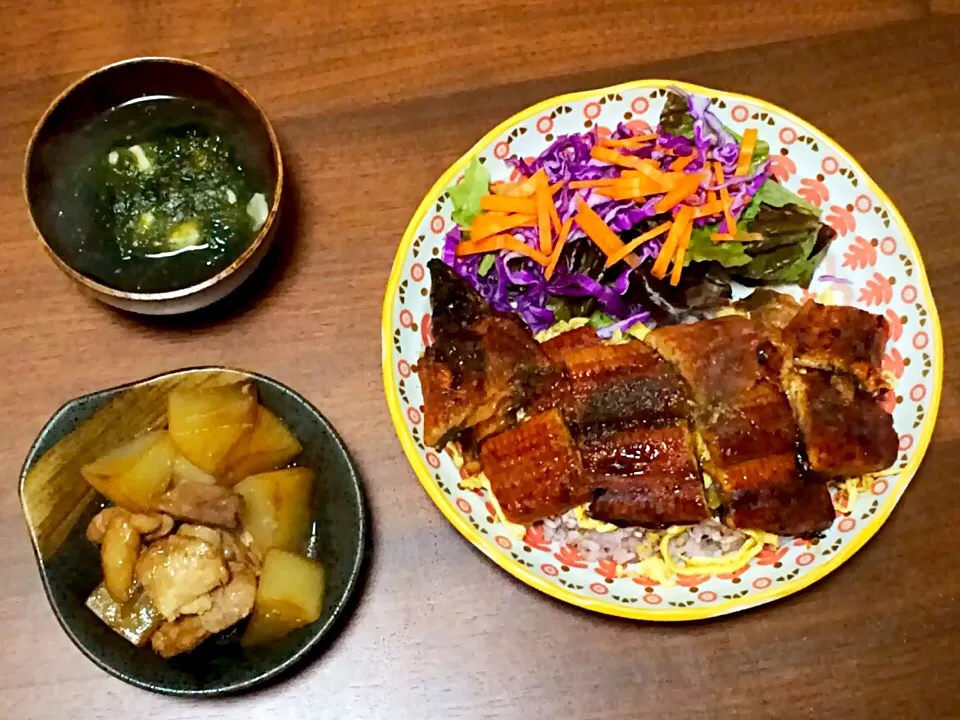 うな丼
大根と鶏肉の甘辛煮
あおさの味噌汁|もりたんさん