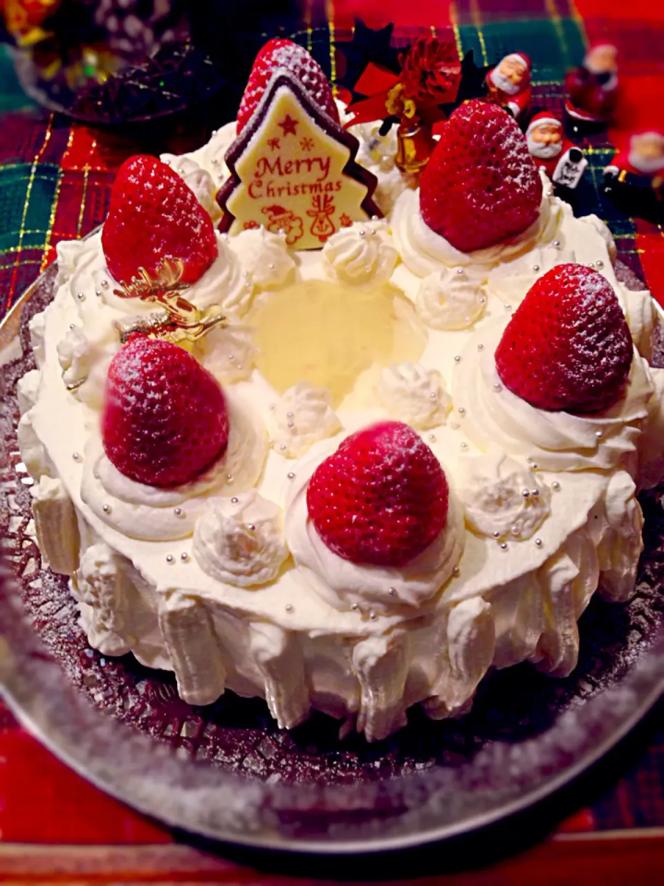 めっちゃシンプルなイチゴのクリスマスケーキ♪|attch食堂さん