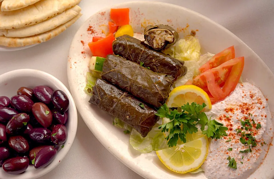 Snapdishの料理写真:Meat grape leaves|jenさん