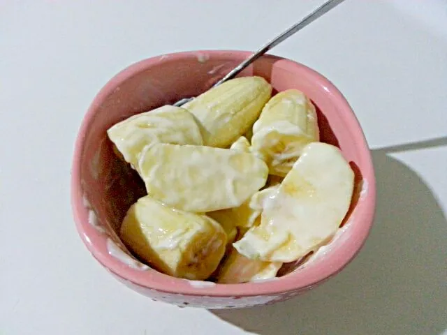 Banana Apple Yoghurt Bowl|FeliciaLinさん