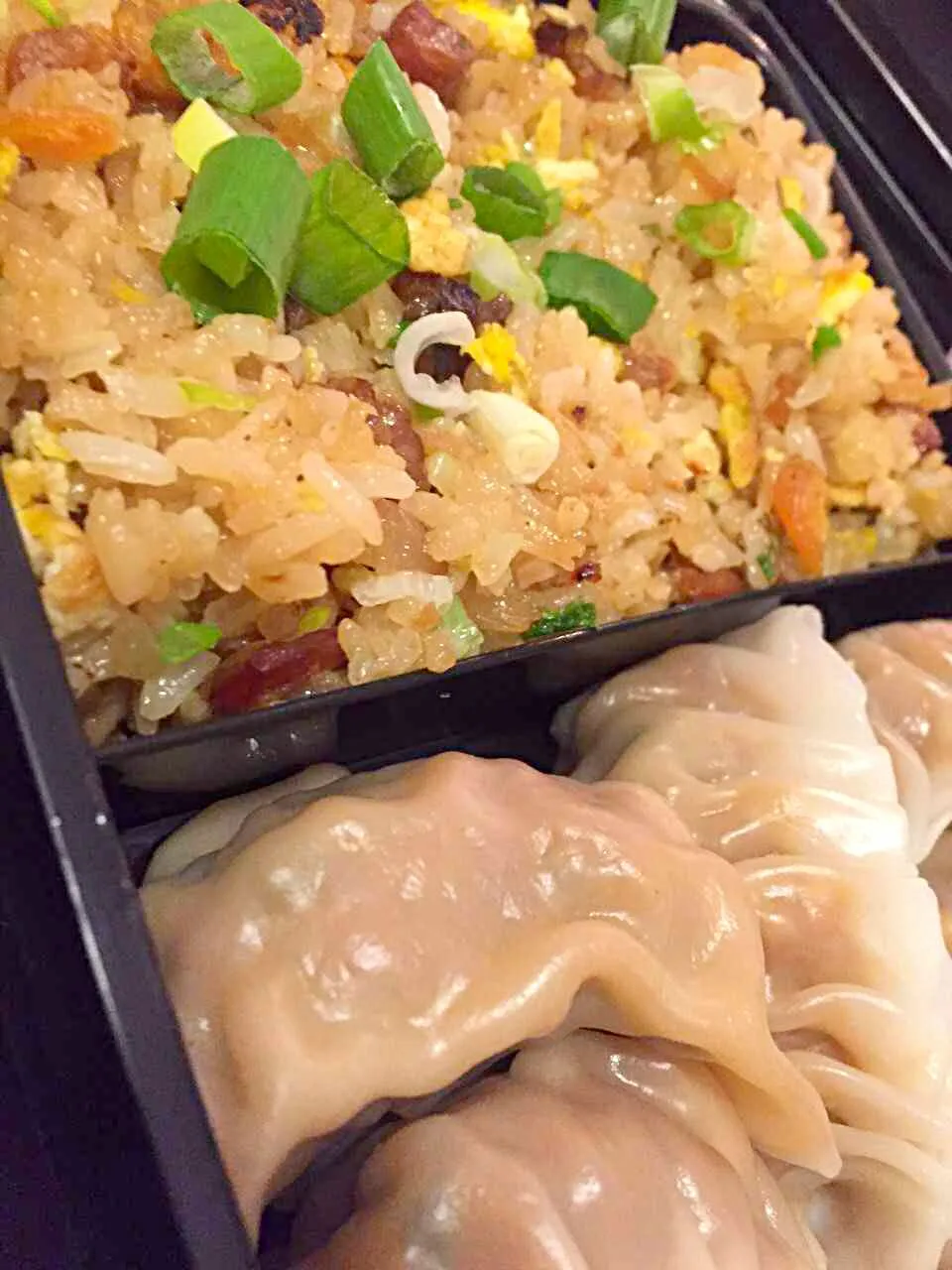 Glutinous Fried Rice with Handmade Dumplings|William Zhaoさん