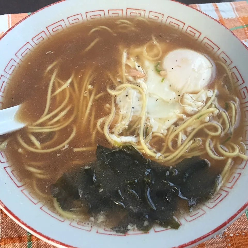 Snapdishの料理写真:リメイクスープで醤油ラーメン|純さん