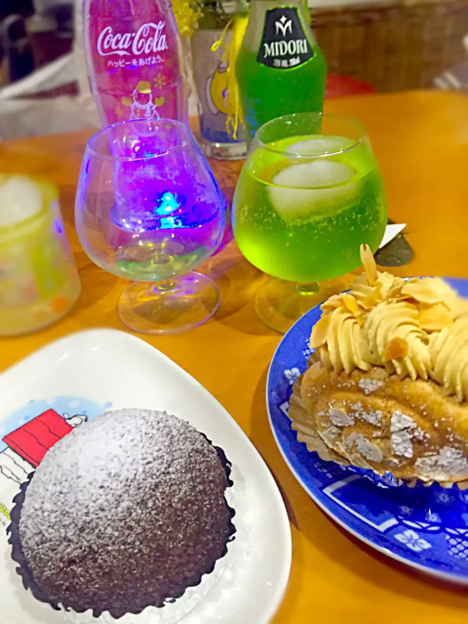 ☃️ダークチョコレートムースケーキ、メレンゲキャラメルムースケーキ、🍹メロンリキュール(MIDORI)ソーダ🎄|ch＊K*∀o(^^*)♪さん