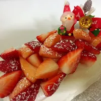 Snapdishの料理写真:クリスマスロールケーキ|陽子さん