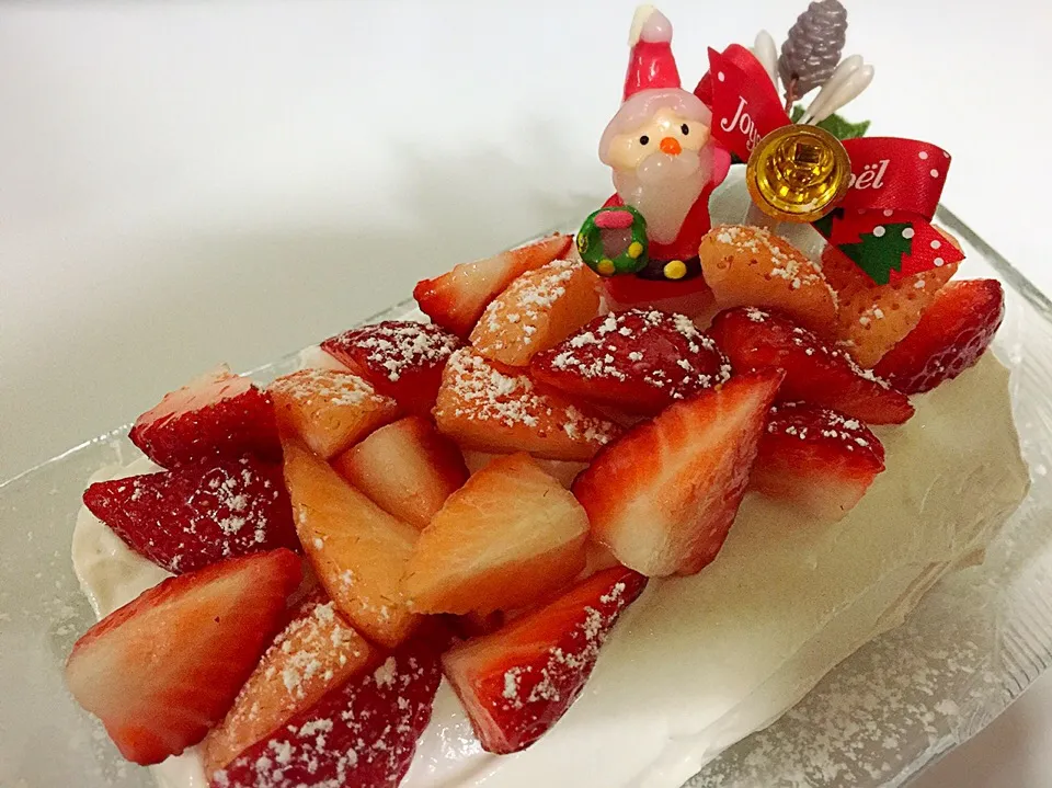 Snapdishの料理写真:クリスマスロールケーキ|陽子さん