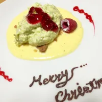 Snapdishの料理写真:ピスタチオムース(クリスマスversion🎄)|ゆうかり77さん