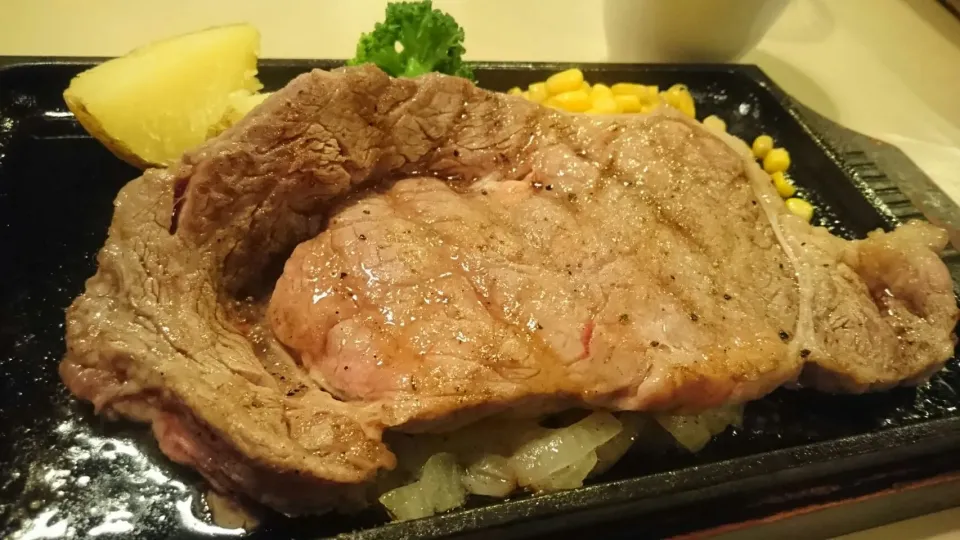 Snapdishの料理写真:リブロースステーキ|ボンゴさん