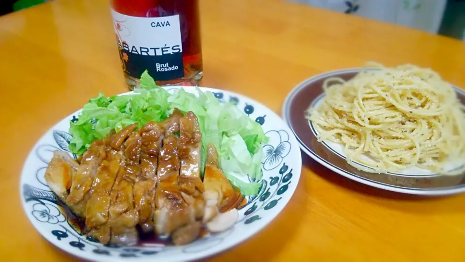 照り焼きチキンとSDのモニターで当選したワインで晩酌～❤|こむぎさん