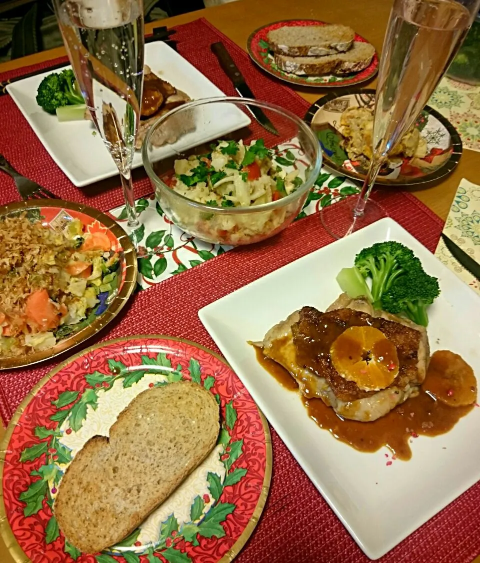 X'mas dinner 💕 鶏もも肉の赤ワイン&ミカン🍊ソース|ゆず( ˘ ³˘)♥さん