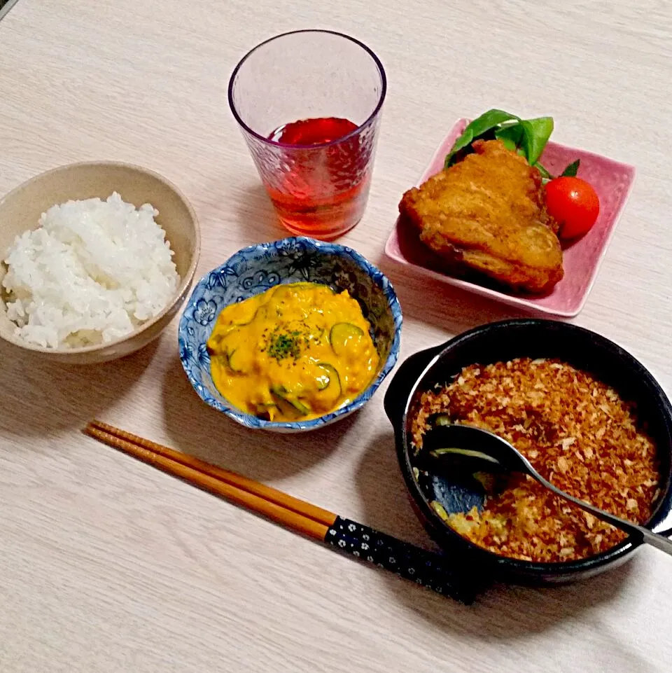 ホワイトカレー風スコップコロッケの夜ご飯♡|Mami.Nさん