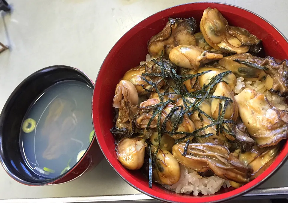 牡蠣丼😋うめー|きのすけ〜さん