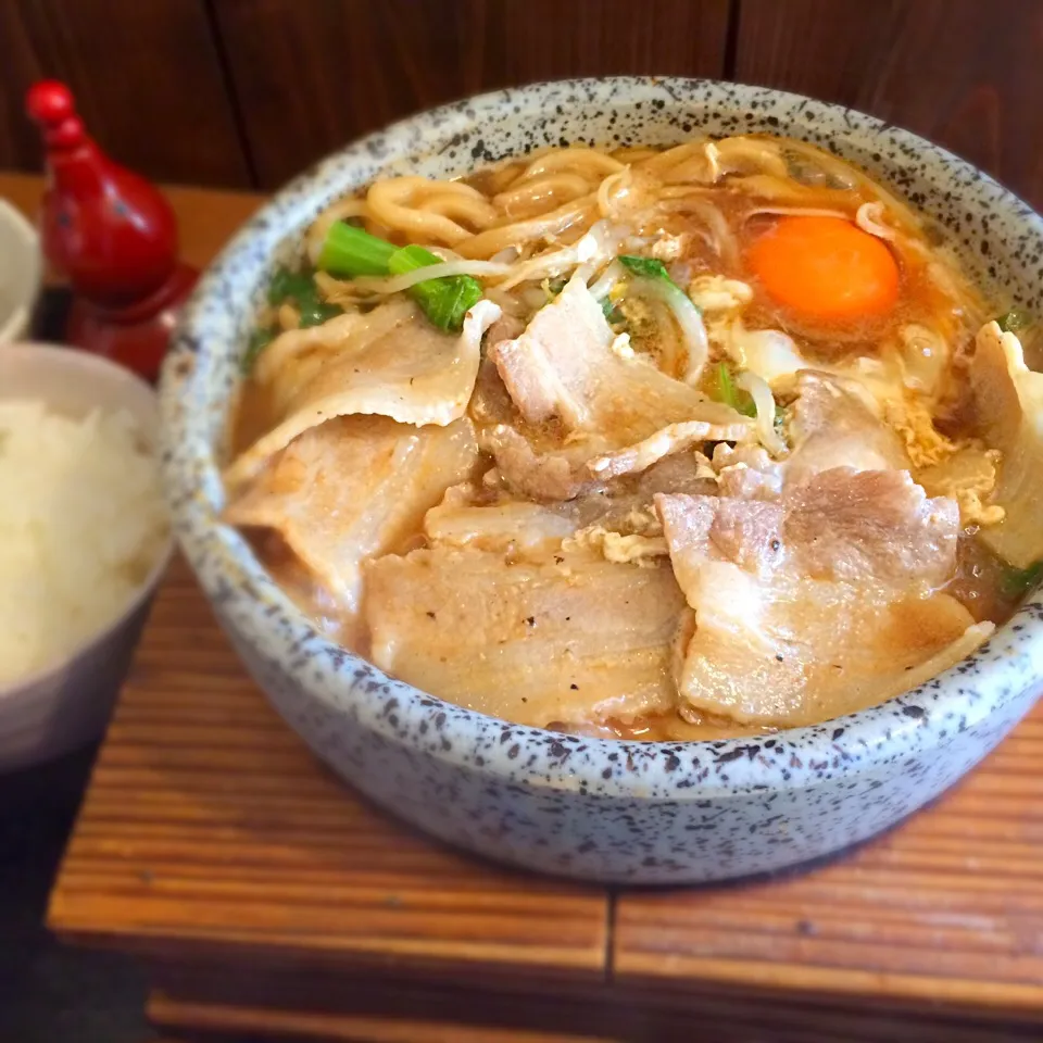 石焼肉味噌煮込みうどん|uchikawa hiroshiさん