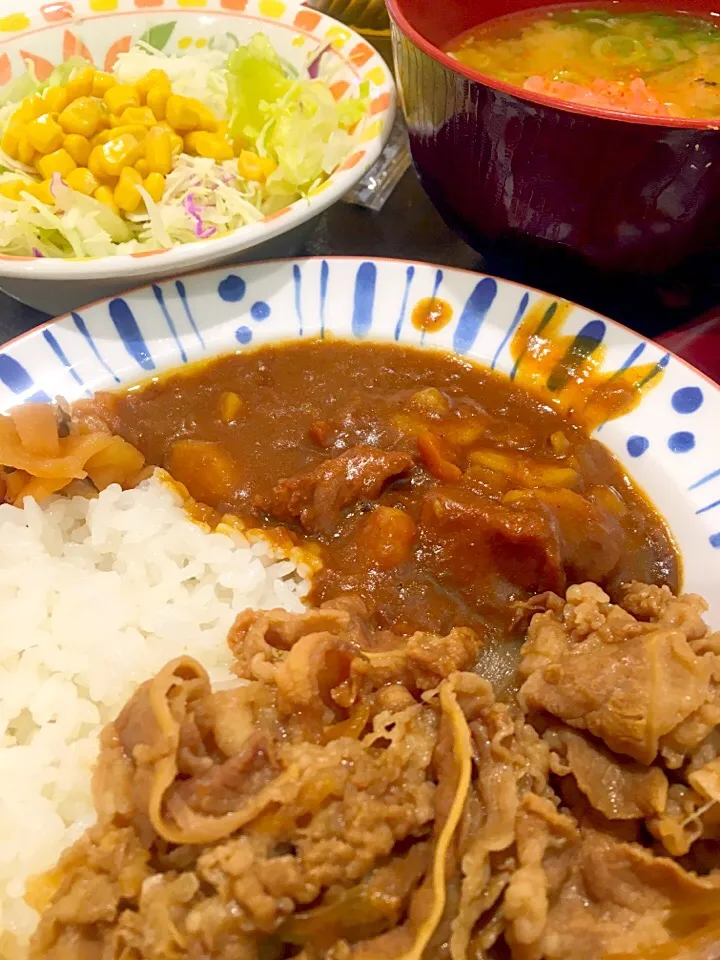 牛あいがけカレーとん汁サラダセット|ちな姉＠水ノ智南英さん