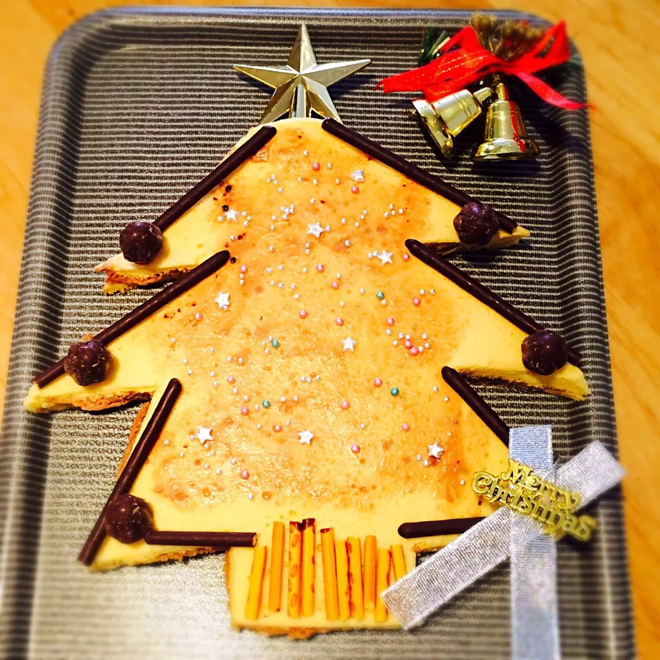 🎅merryXmas🎄
ツリーのケーキ(o^^o)
間にチョコ生クリーム挟みました💓|ゆうかさん