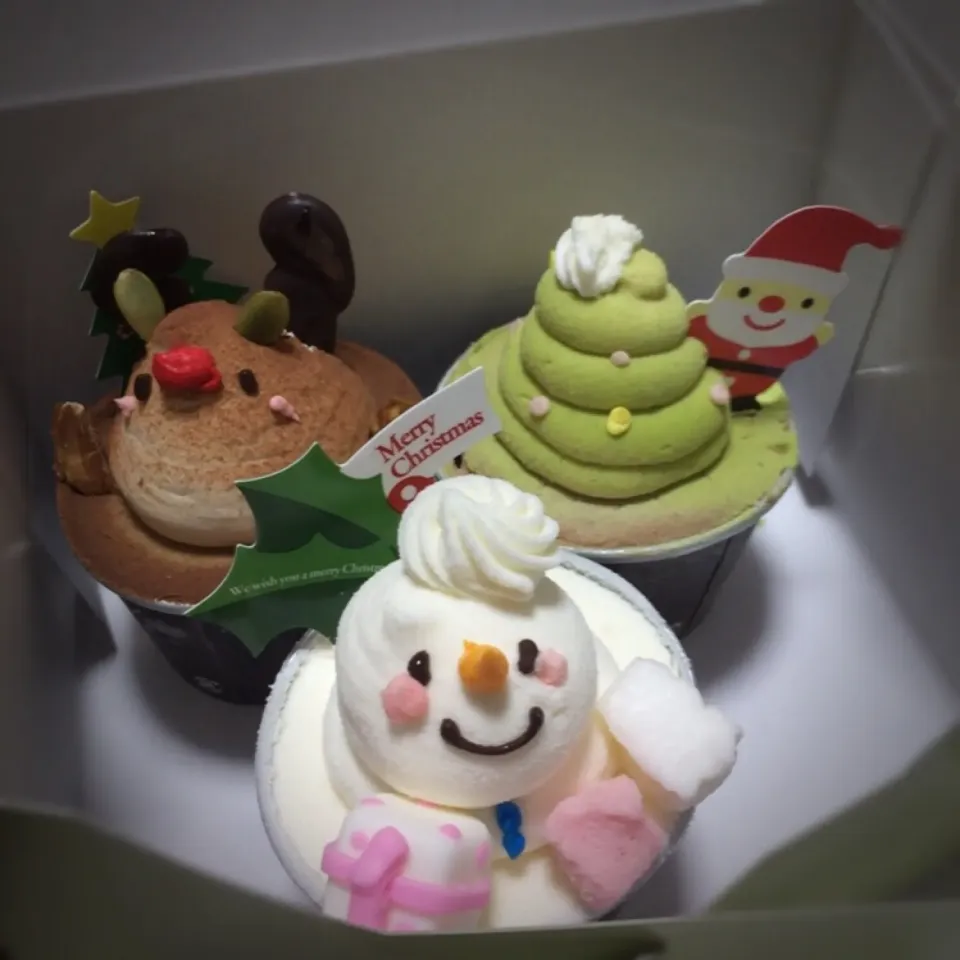 Snapdishの料理写真:ロリオリのXmasカップケーキ🍰|のぞみさん