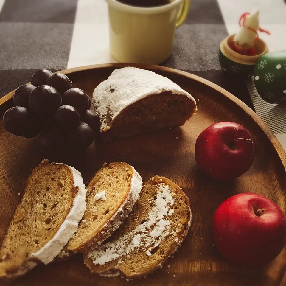 Snapdishの料理写真:余韻のシュトーレン。|シローさん