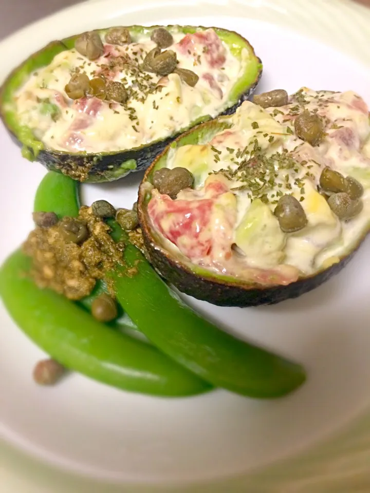 Snapdishの料理写真:アボガドとマグロのタルタル
Tartar sauce of avocado and tuna|Hiroさん