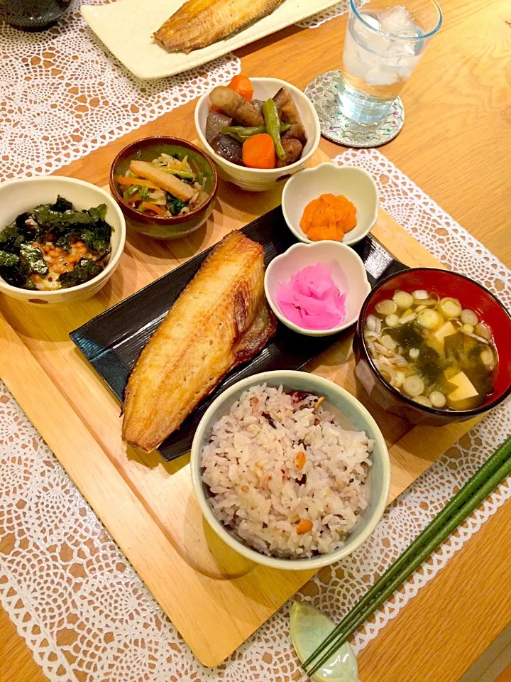 クリスマスの後は
和食で。
ほっけ定食|nanaママさん