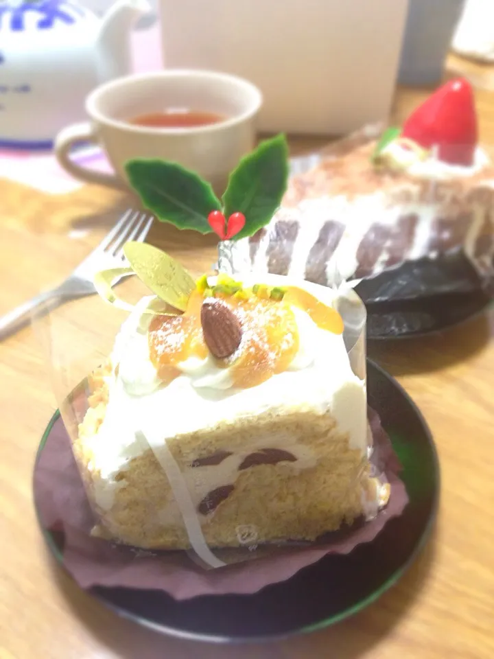 12/26 フレジェのケーキ: キャラメルロールケーキ，いちごチョコケーキ|kykyさん