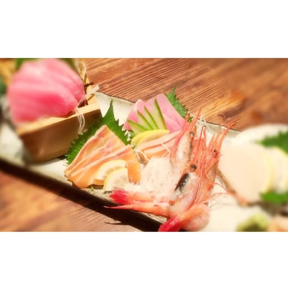 Snapdishの料理写真:sashimi set .. kachakacha|Jung Phasu Chitrakornさん