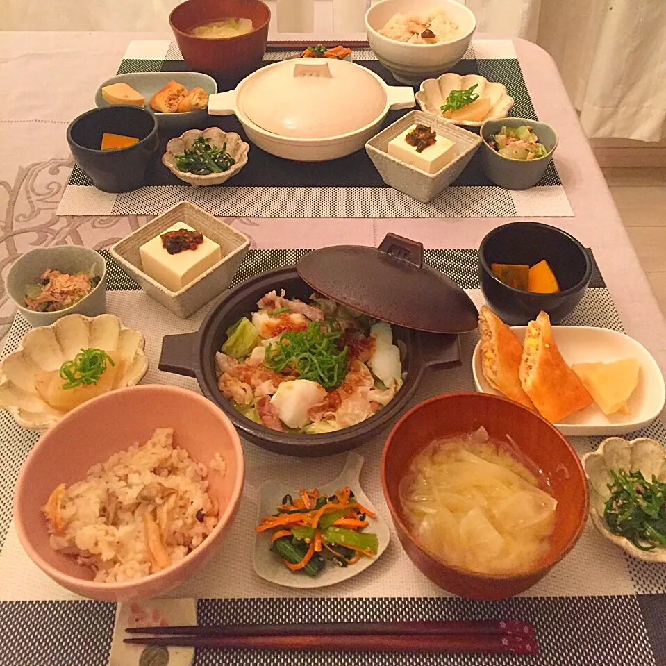 Snapdishの料理写真:永谷園の伊賀焼の土鍋で夕飯♡|まぁちゃんさん