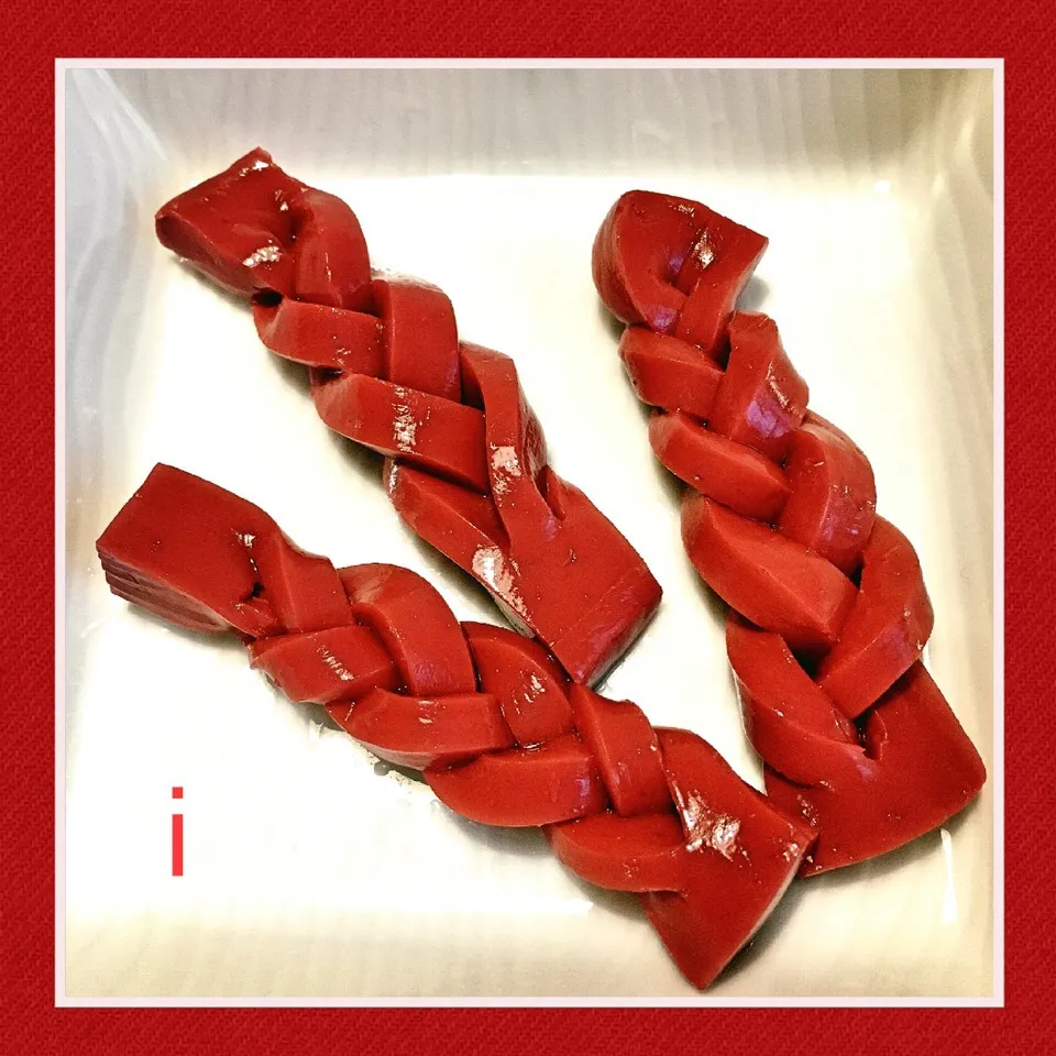 3Ｄ三つ編み赤こんにゃく 《よ〜く見ると、どうなってるか分かる❓ 》【3Ｄ red braid KONJAC like puzzle】|izoomさん