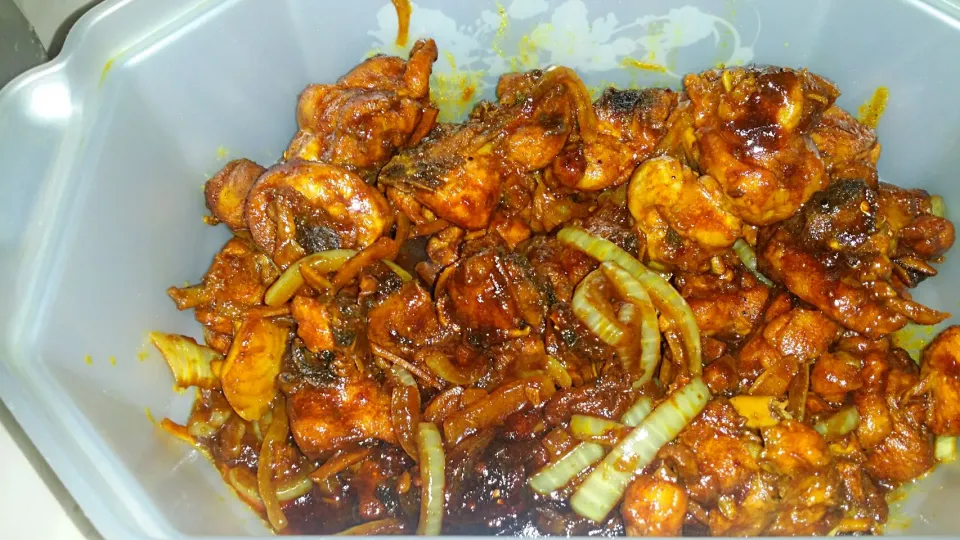 Snapdishの料理写真:ayam kicap #dapurumie|mak long umieさん