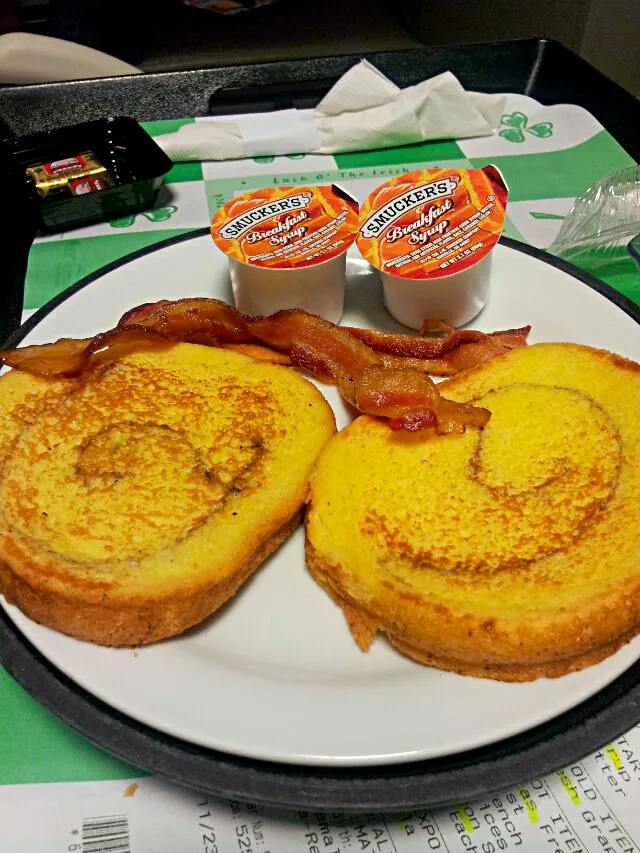 My Hospital Stay  🏥 Delicious Food 😋French Toast #Bread Bacon Makes Everything Better #Pork #Side dish|Alisha GodsglamGirl Matthewsさん