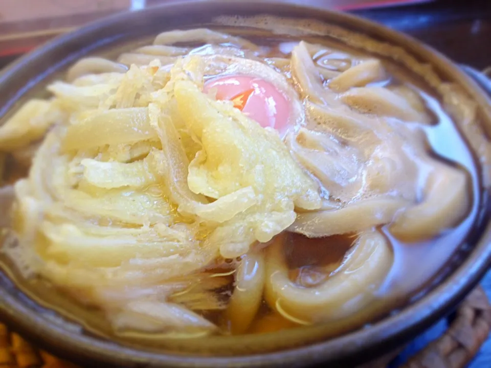 鄙のや鍋焼きうどん|へろへろさん