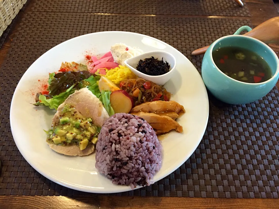 Snapdishの料理写真:ランチプレート@神戸北野異人館、あんカフェ|こいちゃんの夫さん