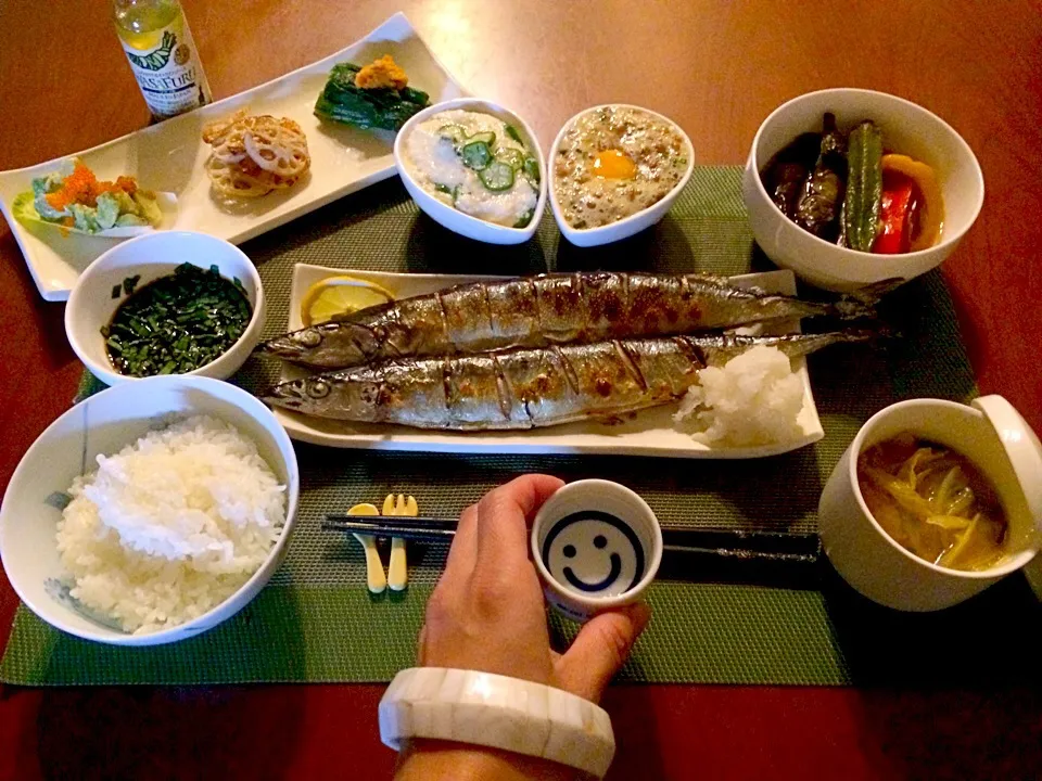 Today's Dinner🍴前菜･W胡麻納豆･ｵｸﾗ大和芋･野菜の揚げ浸し･秋刀魚の塩焼き 韮醤油･白飯･白菜のお味噌汁|🌈Ami🍻さん