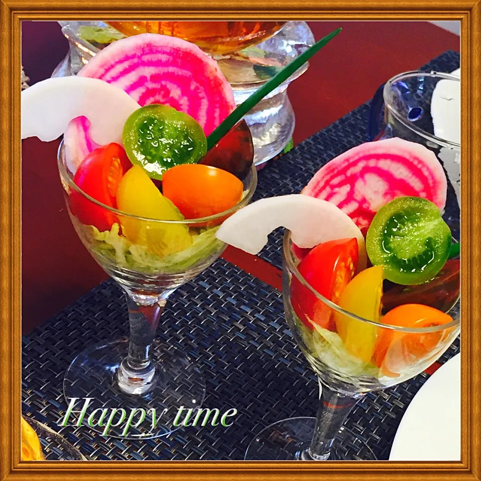 🌈カラフル野菜のグラスサラダ🍸|🌻ユンジョン🍒さん