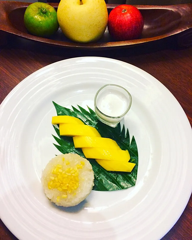 sticky rice and mango with coconut milk|Doahna Bさん