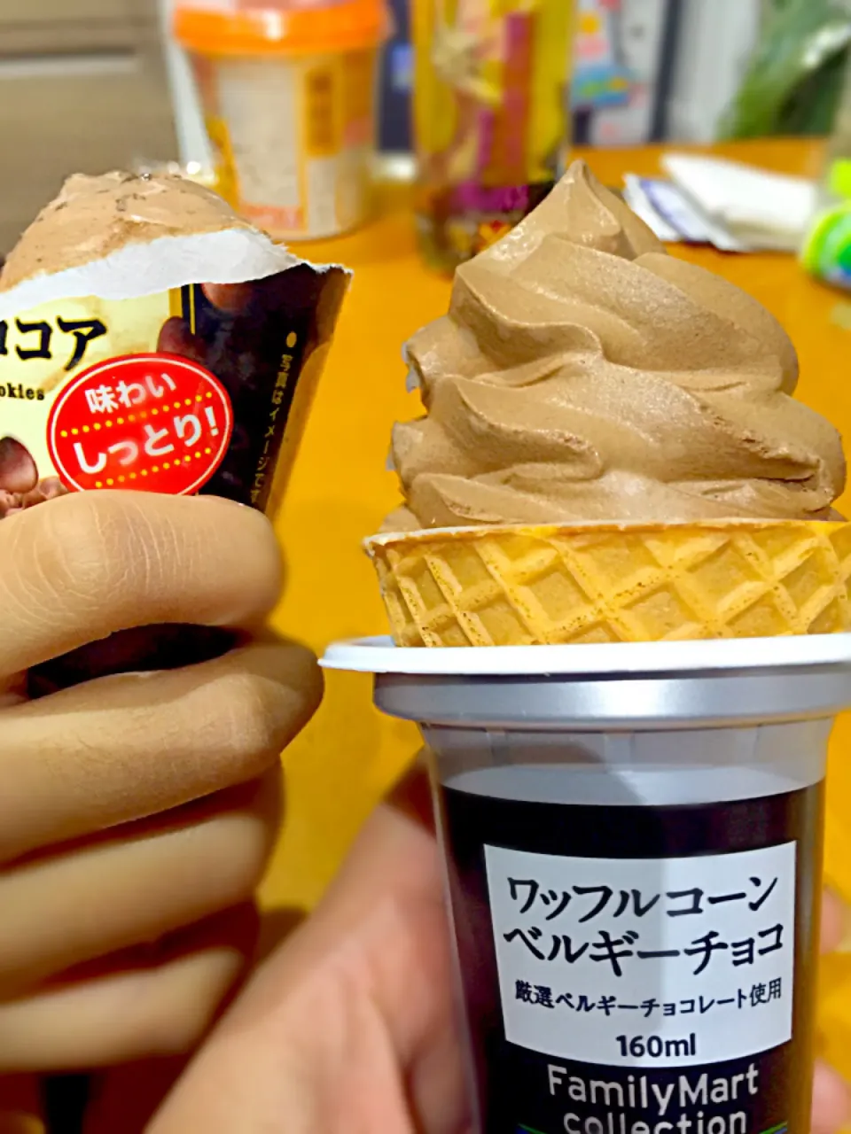 ワッフルコーン ベルギーチョコ  &  カントリーマウム  ココア  🍦|ch＊K*∀o(^^*)♪さん