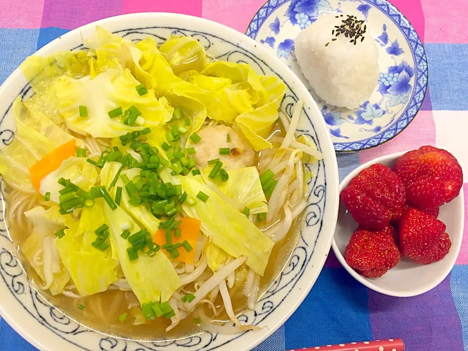 野菜いっぱいにゅうめん(^^♪|にゃんさん