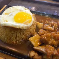 Curry Chicken Rice with egg|Vincent Hoさん