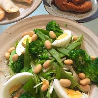 ボリュームたっぷりサラダ|Akiko  Ambiruさん