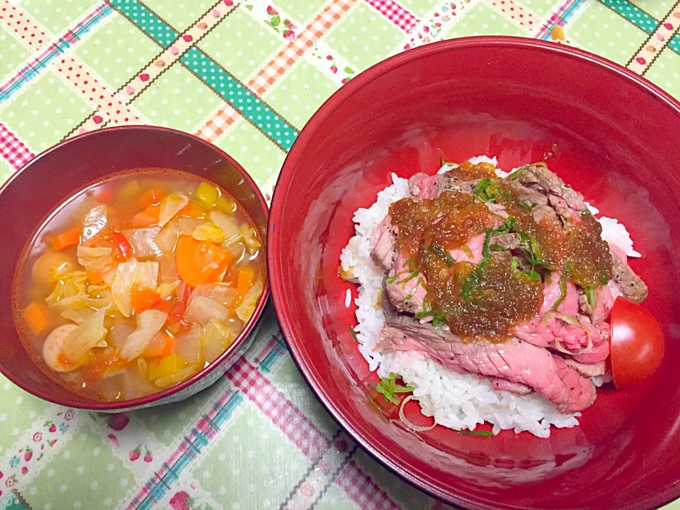 ローストビーフ丼と野菜スープ|門村琴美さん